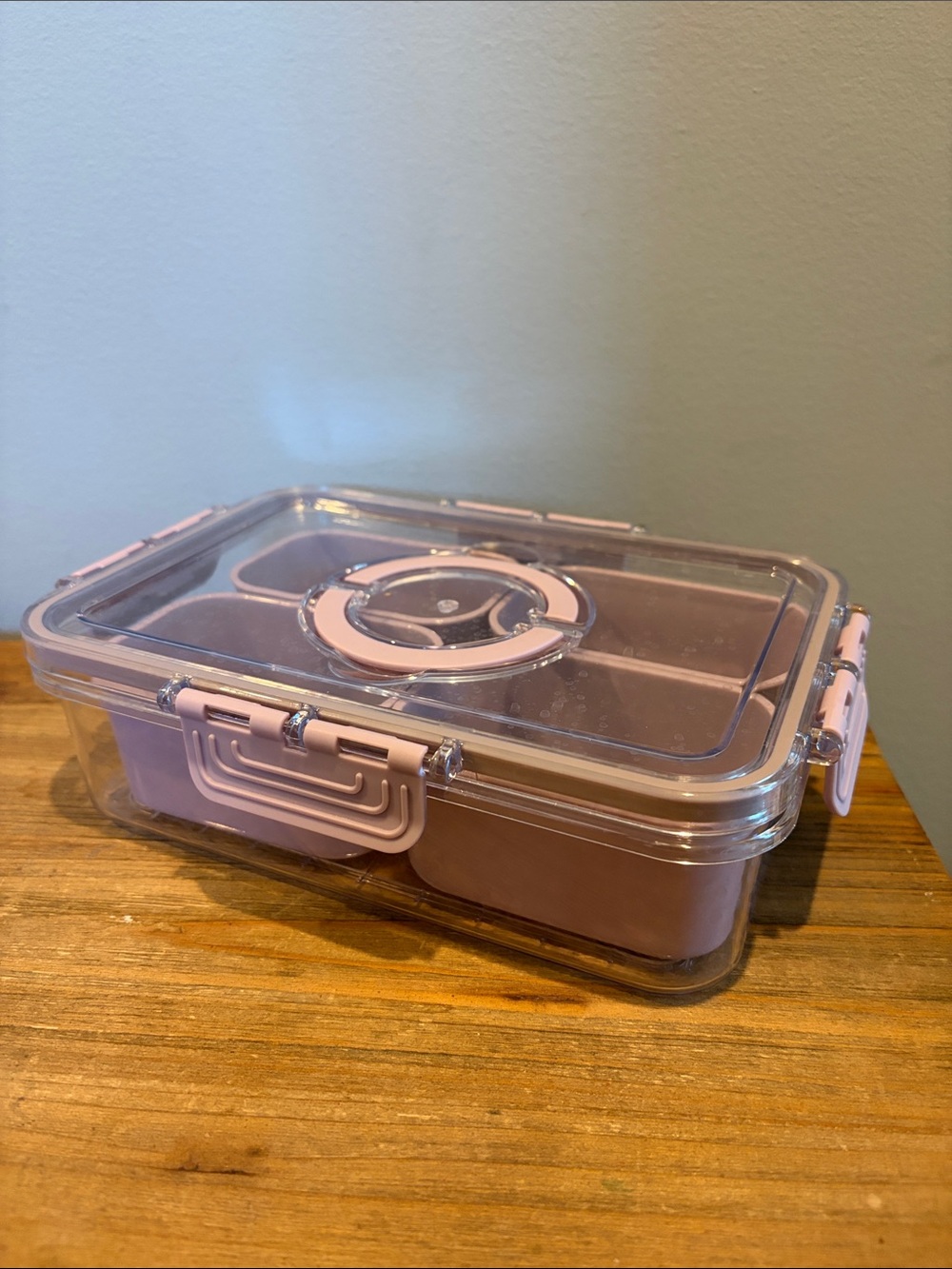 Pink Airtight Meal Prep Container - Snacklebox Style Tray